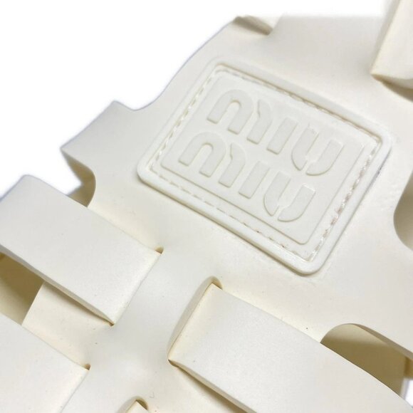 miumiu - Cream EVA(Synthetic resin) Women's Sandals 383-081325 - Picture 5 of 9